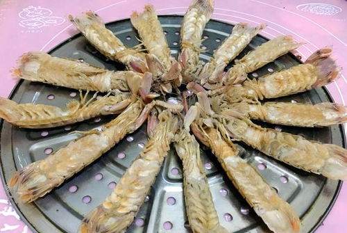 讓人流口水的海鮮大餐 不管那么多了，先吃嗨再說(shuō)！